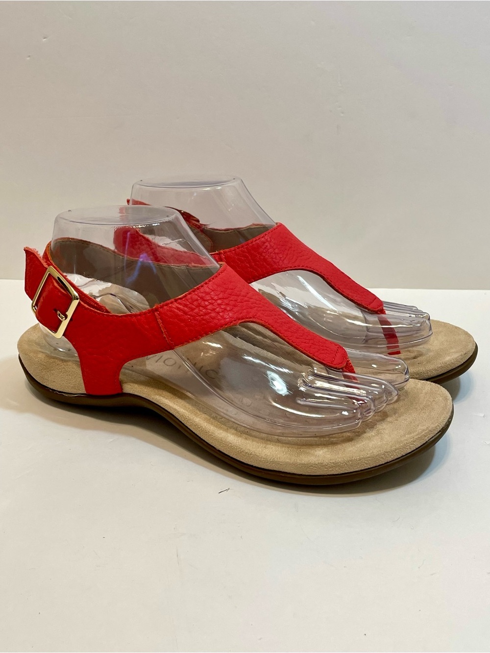 Vionic Terra Red Leather Ankle Strap Sandals Size 7.5